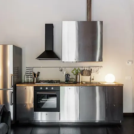Апартаменты Milanese Studio - City Center